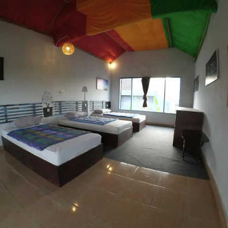 Local Hostel Amed Екстериор снимка