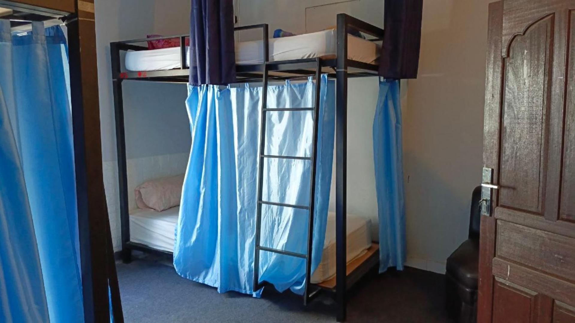 Local Hostel Amed Екстериор снимка