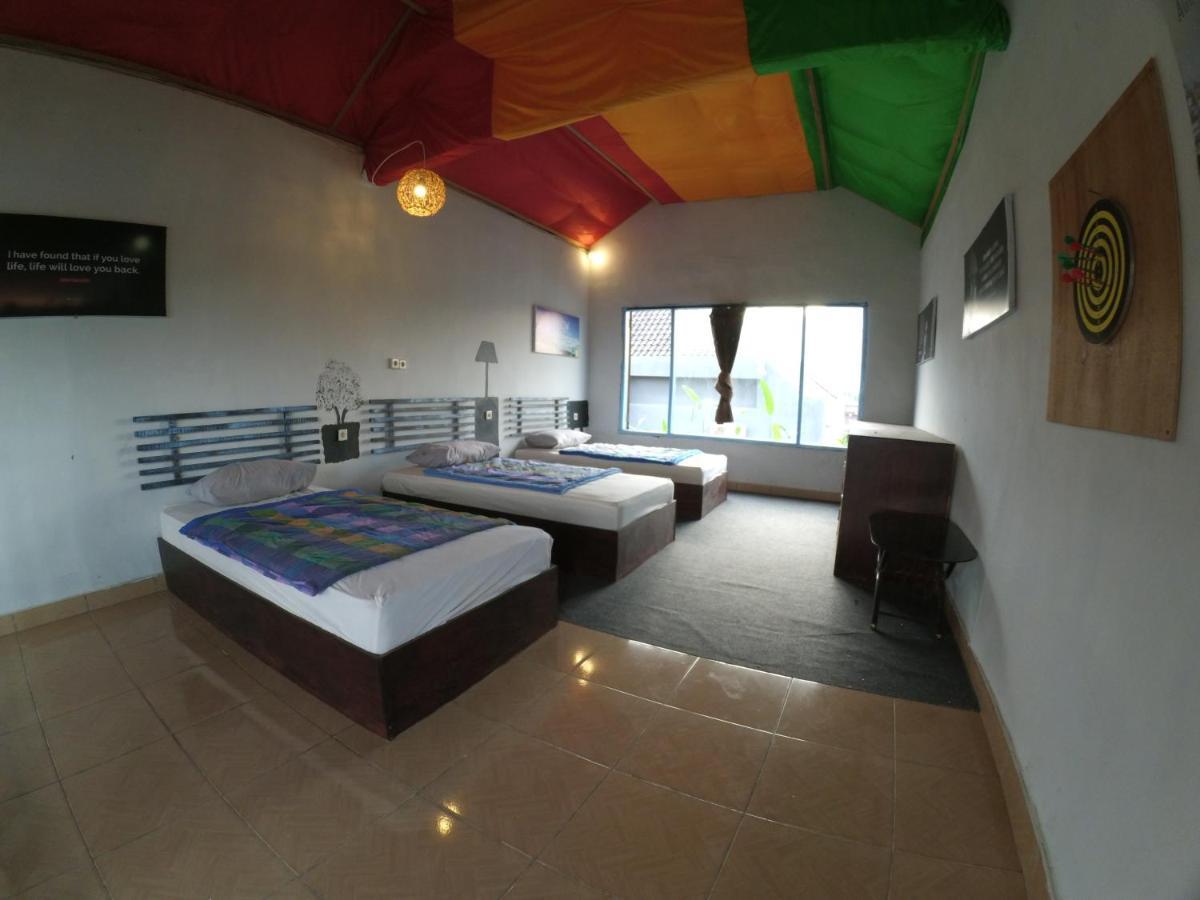 Local Hostel Amed Екстериор снимка